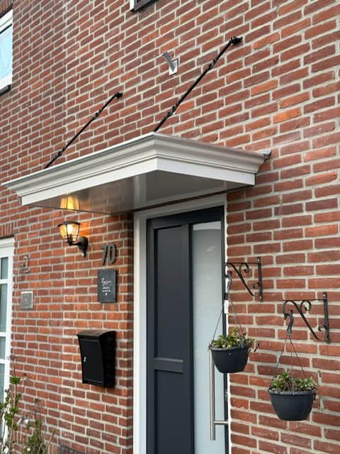 geplaatste luifel Helmond