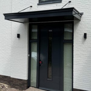 Deurluifel Valkhof met trekstangen
